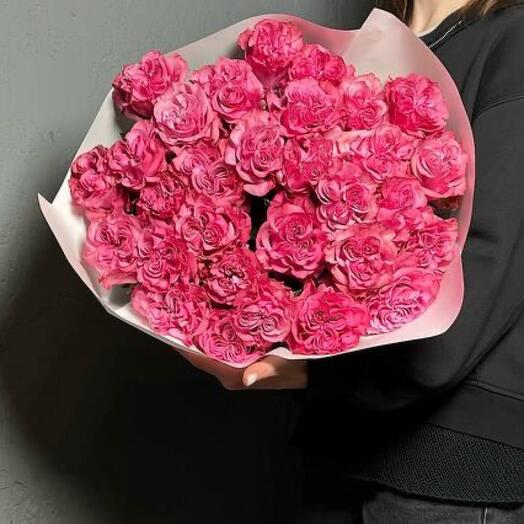 Монобукет из 31 пионовидной стойкой розы💕