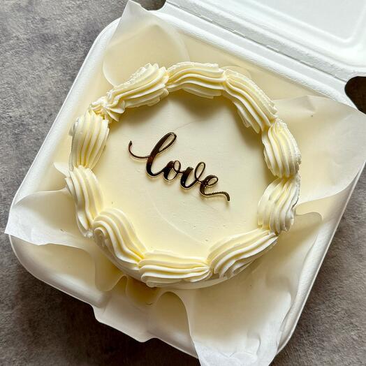 Бенто торт с топпером Love