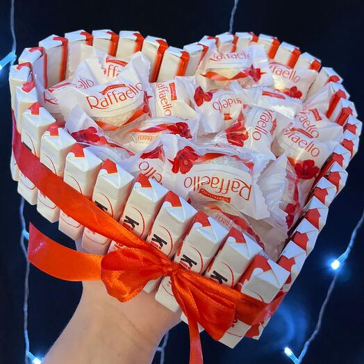Вкусный набор «Сердце» «с пасхой»