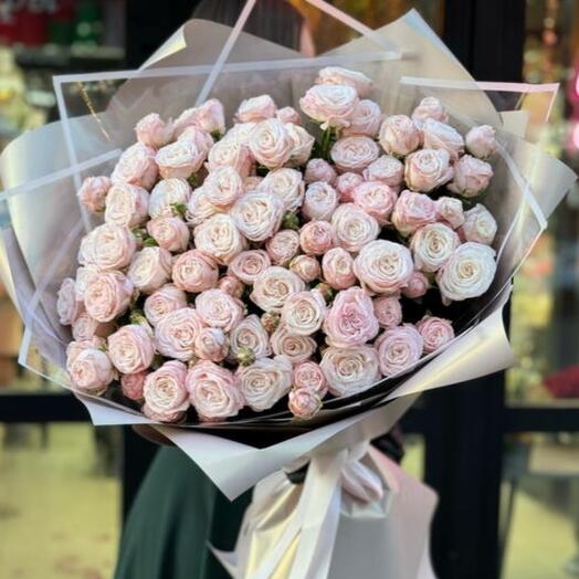 Букет кустовых пинновидных роз 💖