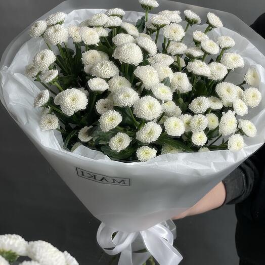 Букет из кустовых хризантем