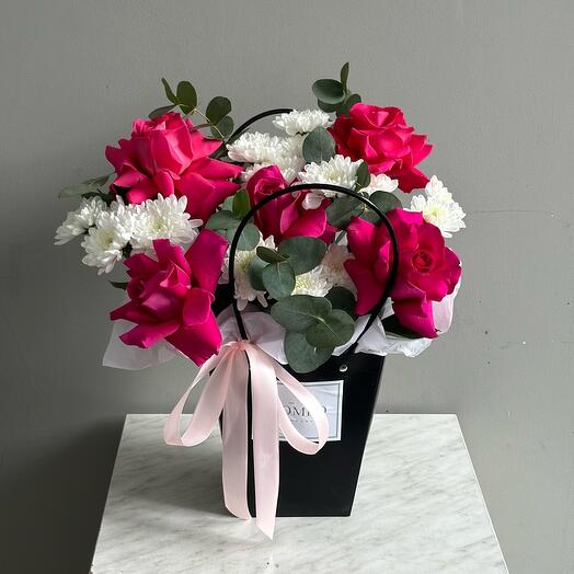 Сборная композиция в сумочке