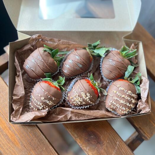 Коробочка 6  ягод 🍓🍫