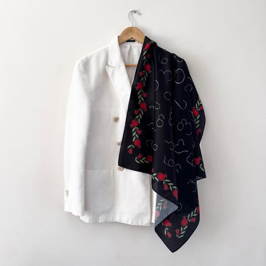 Платок каре сувенир «Грузинская ночь». Square scarf souvenir Georgian Night