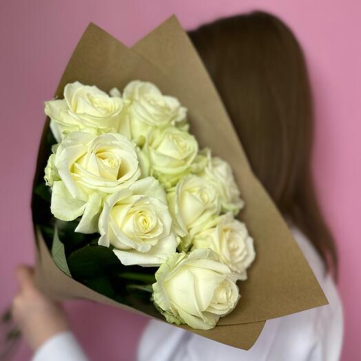 Ramo de 9 rosas blancas