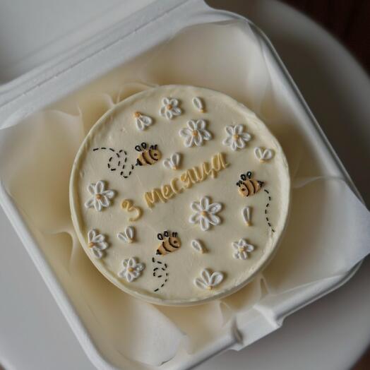 Бенто-тортик на каждый месяц малышу с пчелками