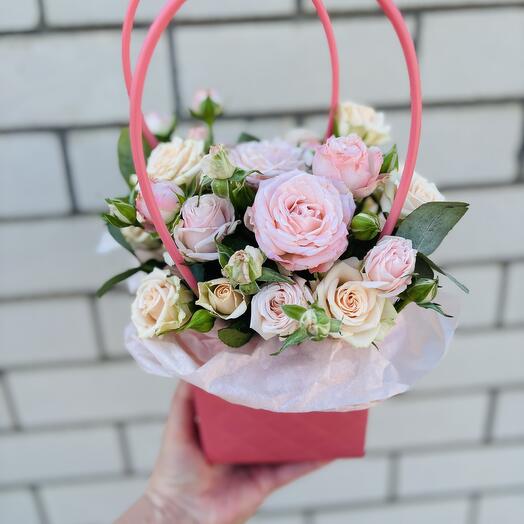 Корзина с цветами
