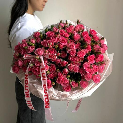 Букет "25 кустовых роз Sofiya"