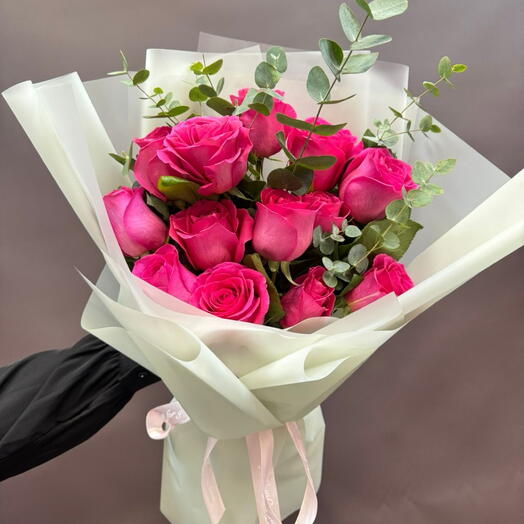 Ароматные розы и эвкалипт