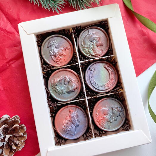 Яркие шоколадные лошадки❣️