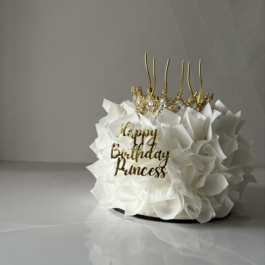 Торт с короной, с рюшами, с воланами «happy birthday princess», «Happy birthday queen» в подарок девушке, девочке, женщине