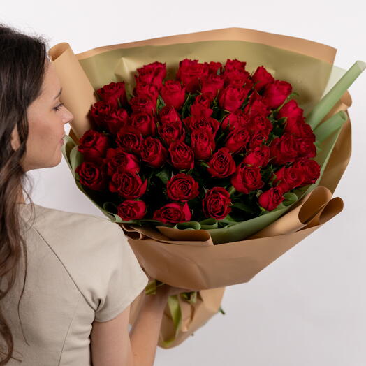 51 красная роза Madam Red 60 см