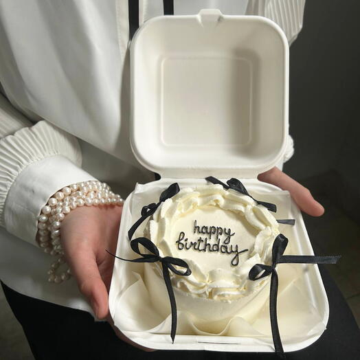 Бенто-торт Happy Birthday с бантиками