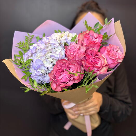 Букет из гортензии  и Роз🌹