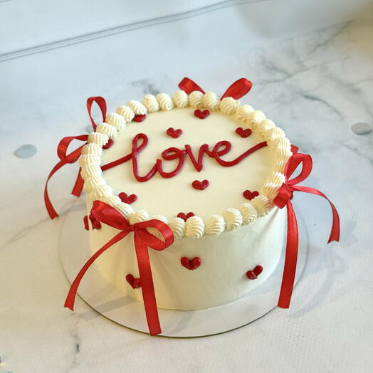 Бенто торт love с сердечками и бантиками