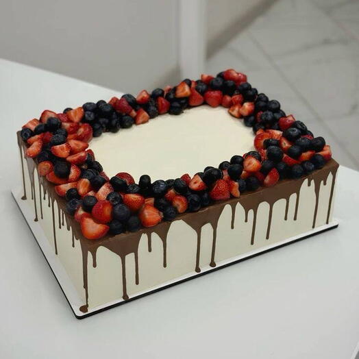 Праздничный прямоугольный торт