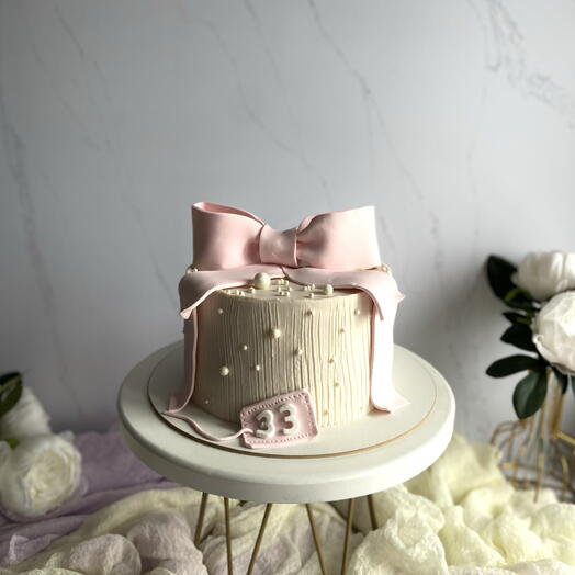 Торт для девушки с бантом 🎀