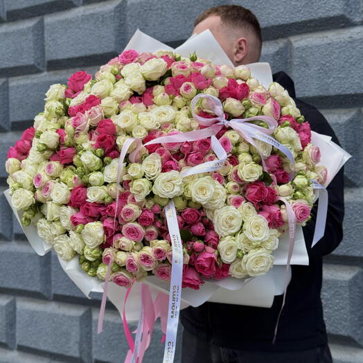 Вау букет огромный большой букет кустовых и пионовидных роз
