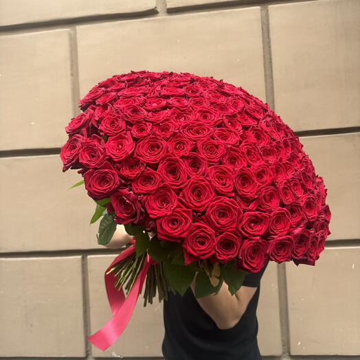Вечная классика бордовые розы 🌹