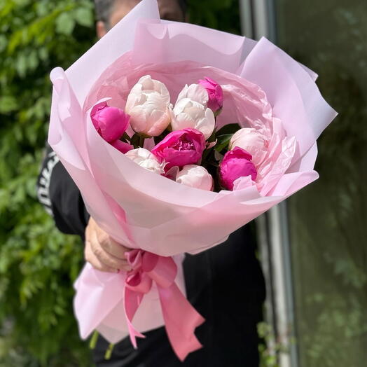 Букет пионов. Белые и розовые пионы (9 штук)