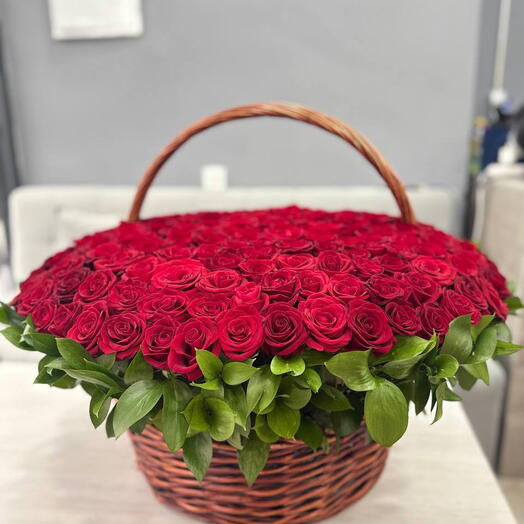 🌹 Maison Red Royal Basket