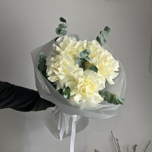 Букет «White love story»