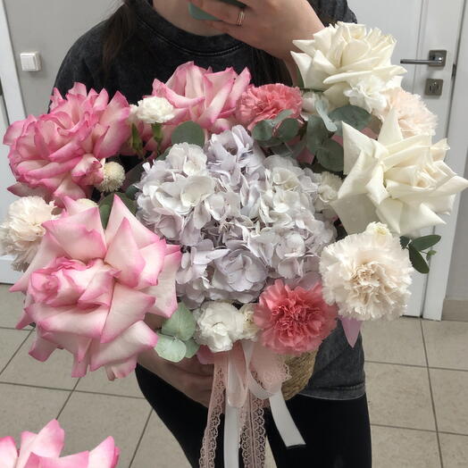 🤍Пышный букет в корзине Bloom Room