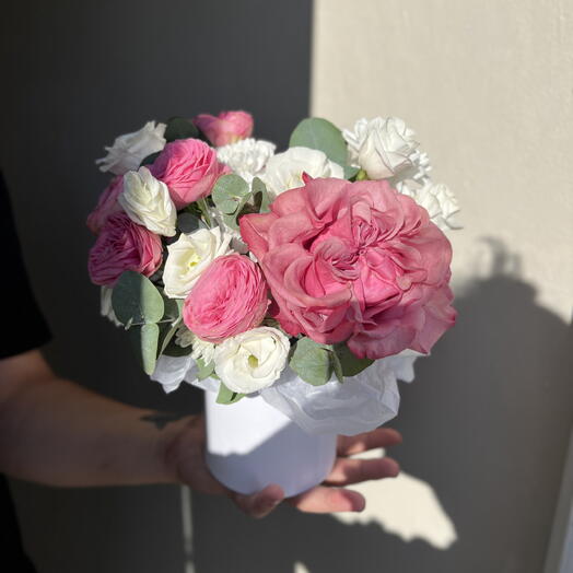 Композиция с малиновой пионовидной розой 💖