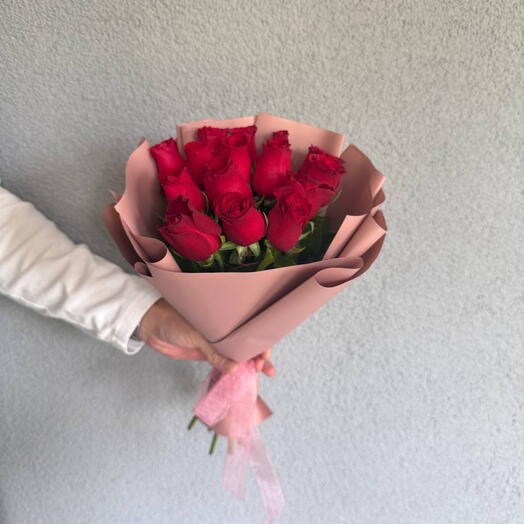 Букет из 15 роз "Родос" в упаковке