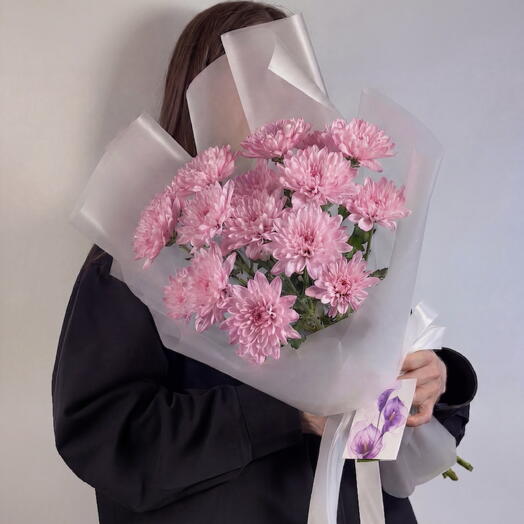 Букет-комплимент из розовых кустовых хризантем (3 ветки) от XOFLOWERS