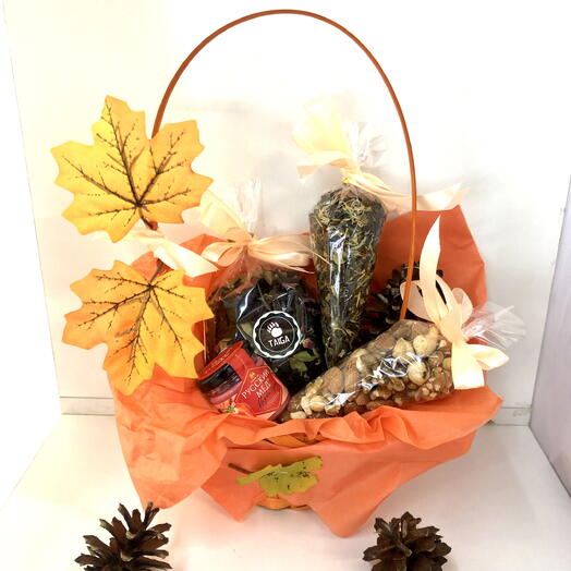 Корзина «Осеннее настроение в каждой детали» 🍂🍯🌰☕️
На день рождения/ маме/ учителю/ любимой /
Папе/ брату / руководителю/