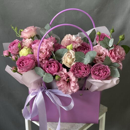 Цветы в сумочке на первое сентября💜