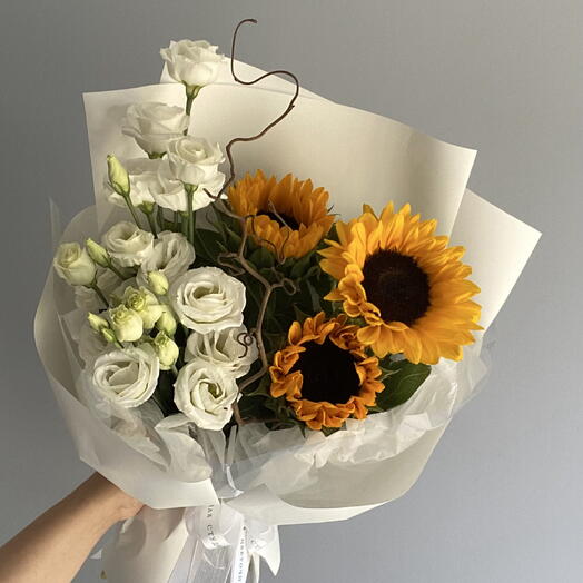 Солнечный день🌻 Букет из подсолнуха, эустомы