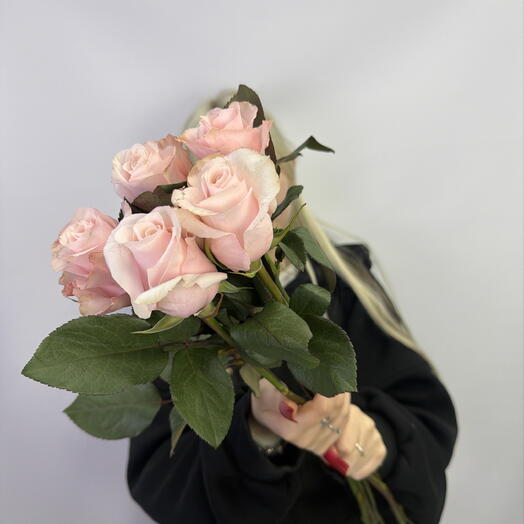 5 нежных розочек 🌸