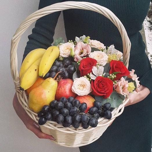 Фруктово-цветочная корзина
