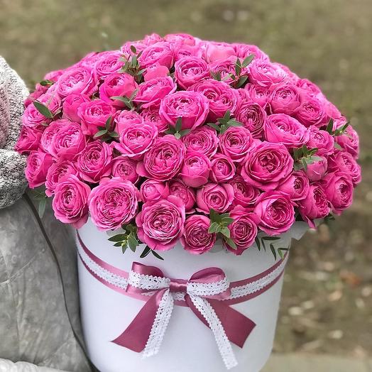 El lujo de las rosas en forma de peonía