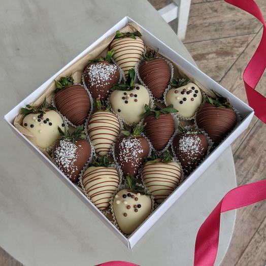 Fresas frescas en chocolate blanco y con leche 16 bayas