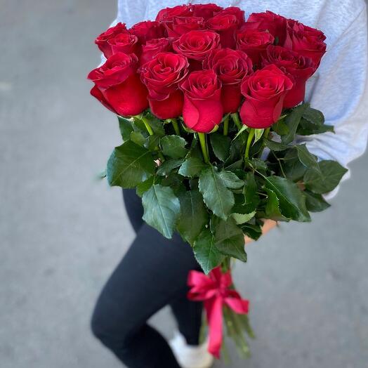 13 голландских PREMIUM роз 60 см