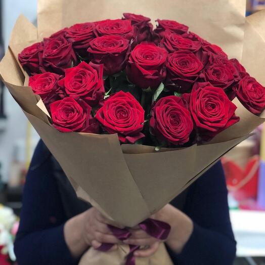 Букет из 25 роз Red