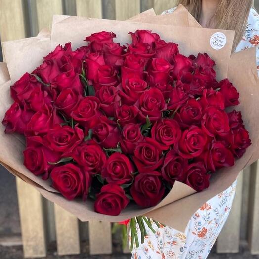 Ramo de 45 rosas rojas de 50 cm