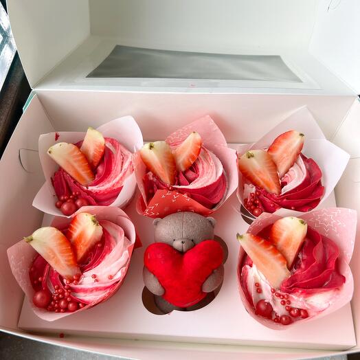 Cupcakes con oso y fresas