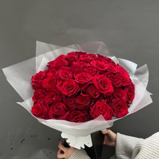 50 Red Roses