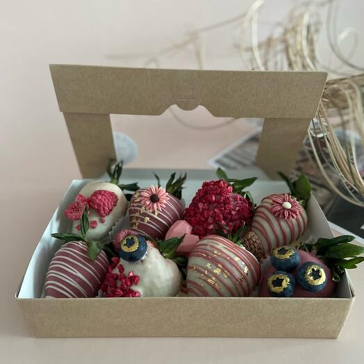 Chocolate-covered strawberries