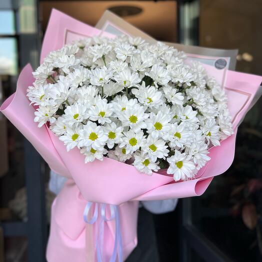 Букет из кустовой хризантемы, ромашки «Big love»