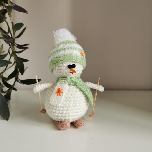 Игрушка Снеговичок лыжник