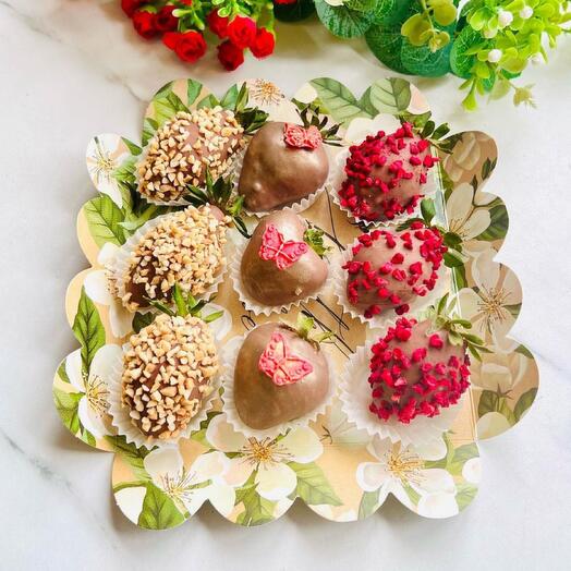Клубника в шоколаде «  бабочки»