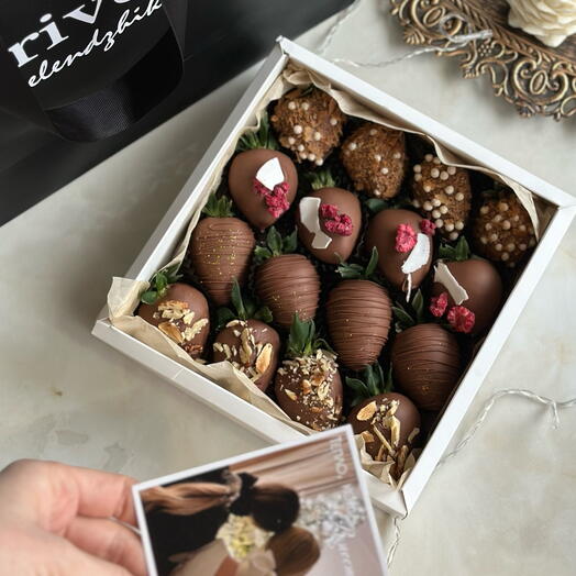 Клубника в шоколаде Классика 🍫