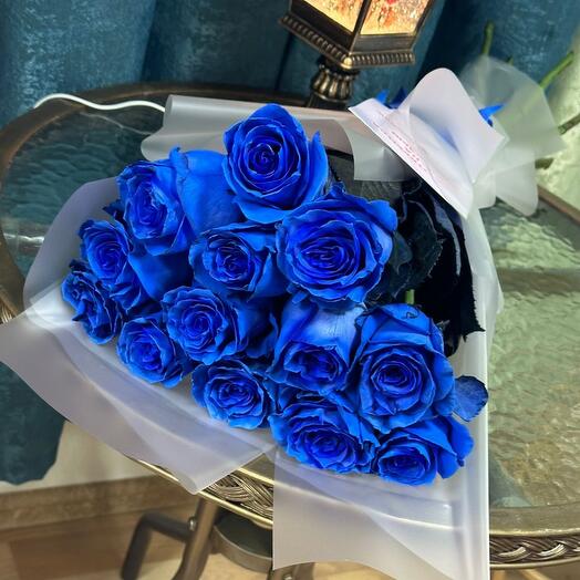 Bouquet of blue roses