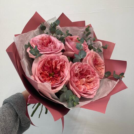Peony-shaped roses with eucalyptus
