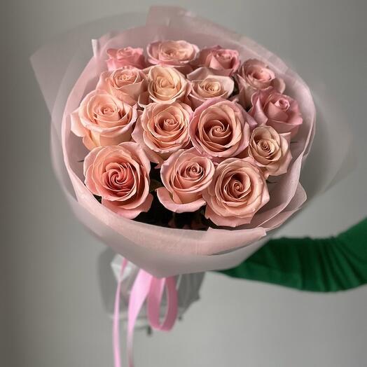 Розовые розы 15шт